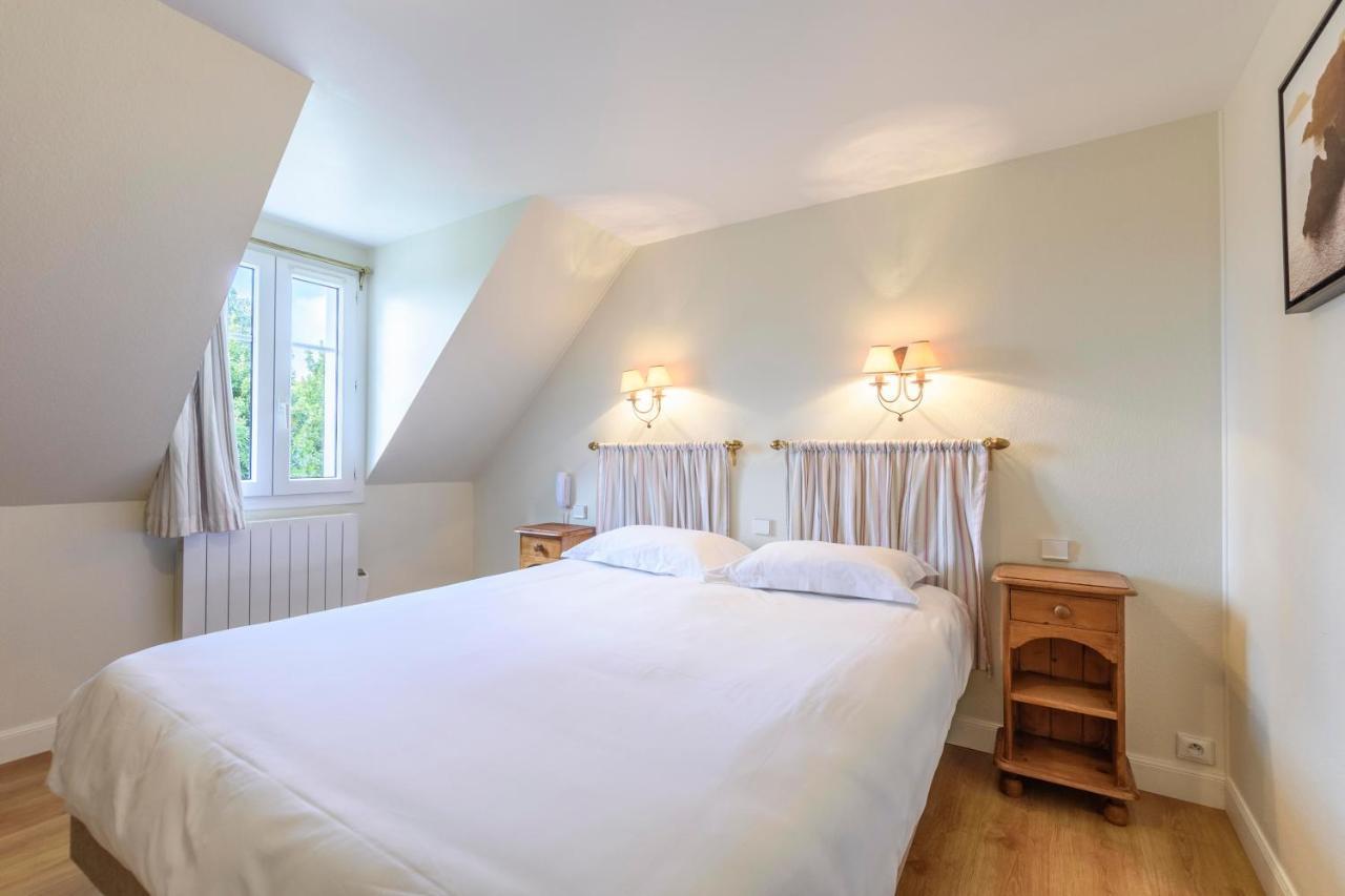 Hotel Le Clos Fleuri Le Palais Ngoại thất bức ảnh