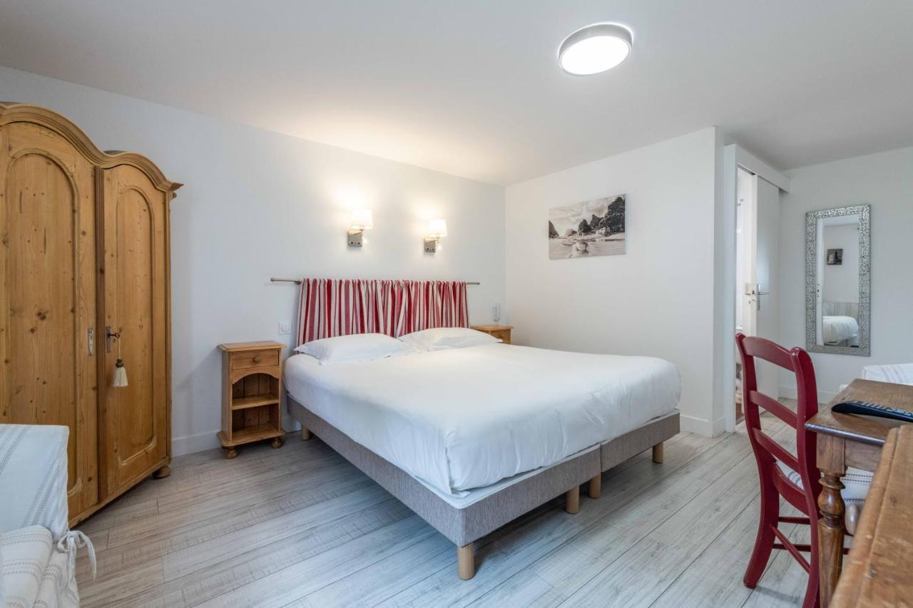 Hotel Le Clos Fleuri Le Palais Ngoại thất bức ảnh